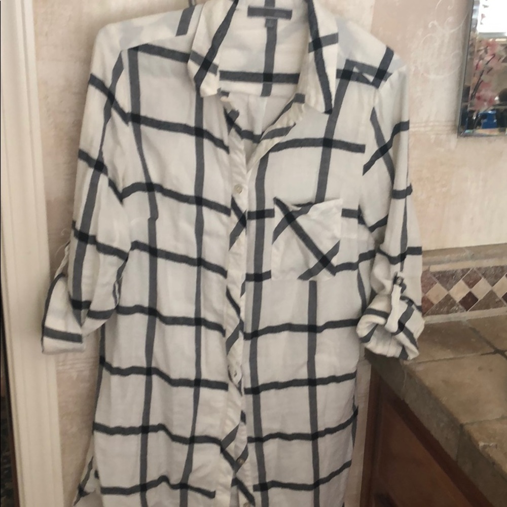 Tunic - Picture 2 of 3